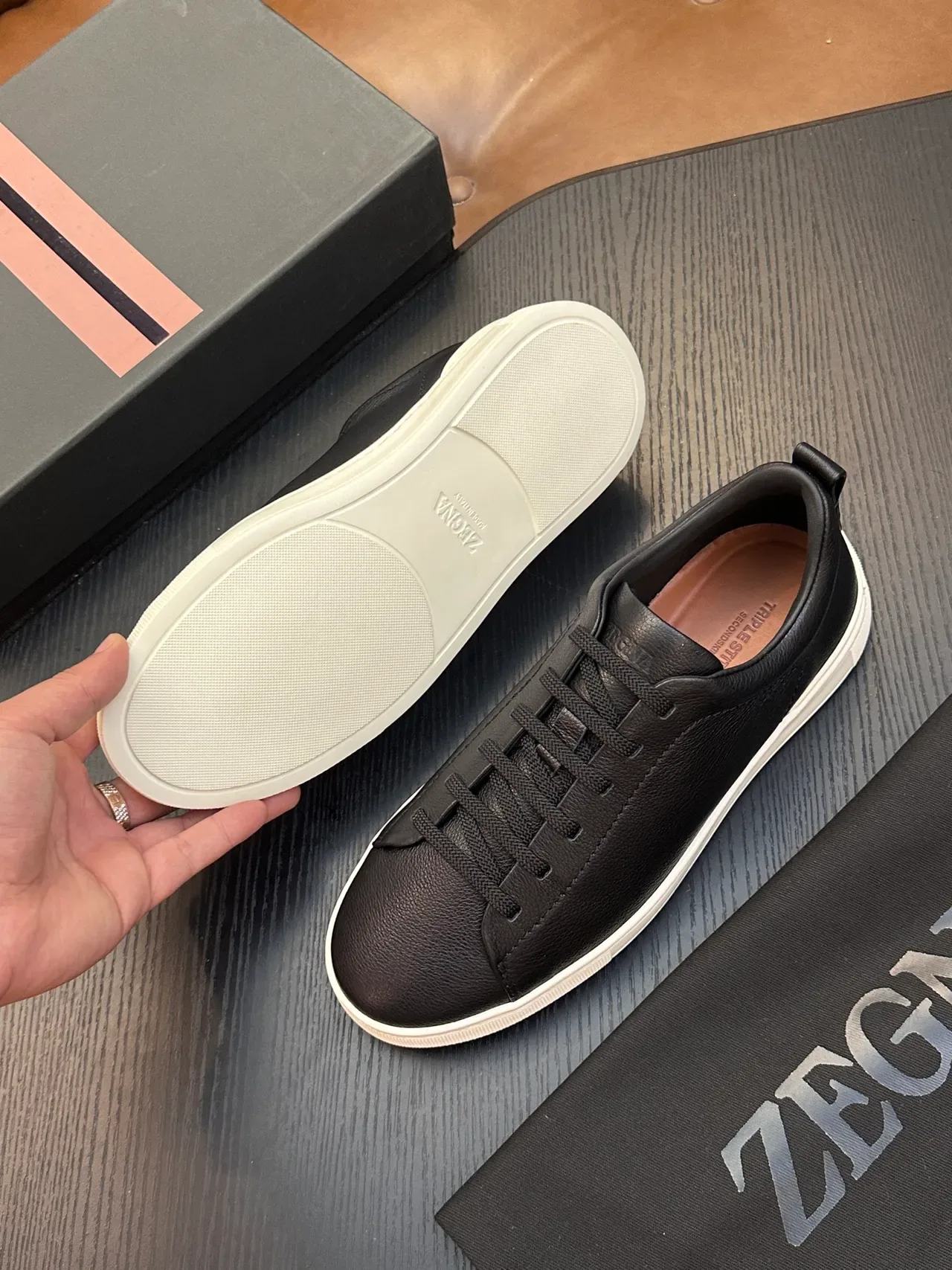 Zegna 黑色粒面皮革生活方式运动鞋 2