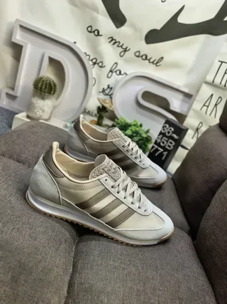 Adidas Beige Brown Retro Runner Suede-and-Textile Upper Lifestyle Sneakers 9