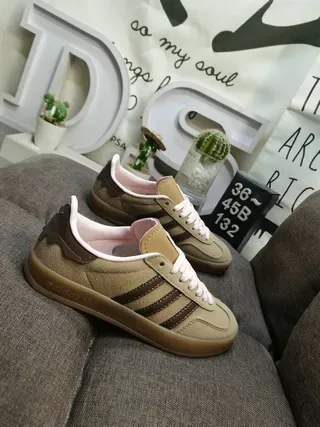 Adidas Beige Brown Suede Upper Three-Stripe Side Panel Lifestyle Sneakers 9