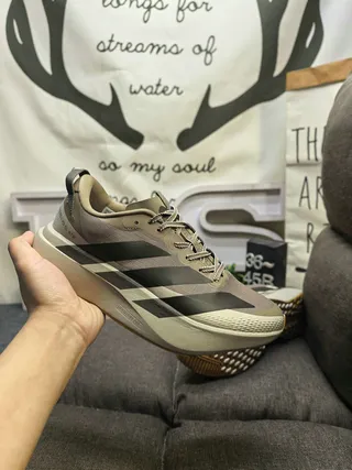 Adidas Beige Gray Sculpted Midsole Three-Stripe Side Panel Lifestyle Sneakers 5
