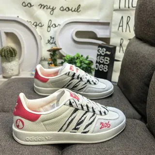 Adidas بيج أحمر low-top قماش علوي أسلوب حياة سنيكرز