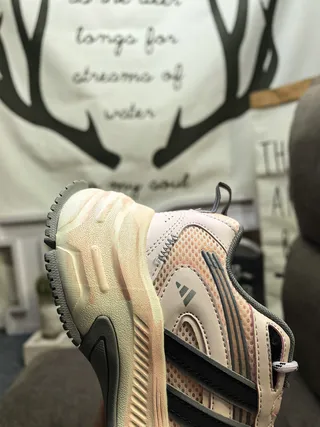 Adidas Tênis chunky pretos bege sola intermediária malha e sobreposição sintética upper 3