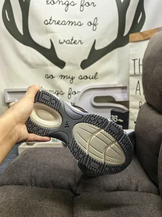 Adidas Tênis chunky pretos bege sola intermediária malha e sobreposição sintética upper 4