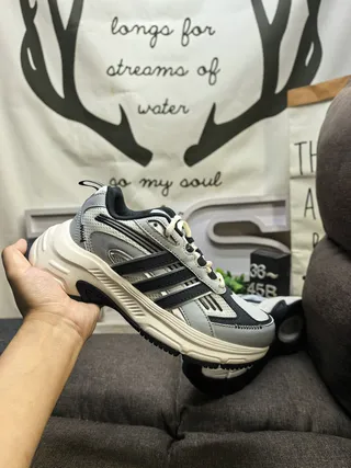 Adidas Tênis chunky pretos bege sola intermediária malha e sobreposição sintética upper 14