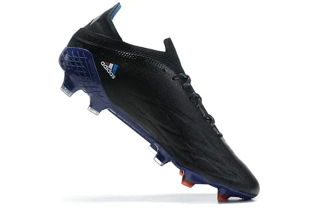 Adidas Sapatos de futebol preto e azul com cadarços assimétricos e upper sintético texturizado para terreno firme 3