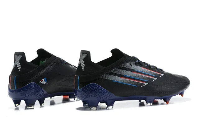 Adidas Sapatos de futebol preto e azul com cadarços assimétricos e upper sintético texturizado para terreno firme 5