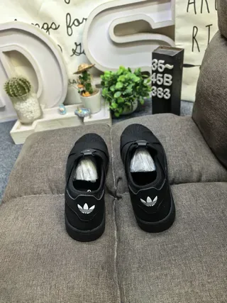 Adidas Black Slip-On Elastic Strap Lifestyle Sneakers 8