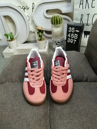 Adidas Gazelle Bordeaux et Rose Daim Sneakers Lifestyle 10