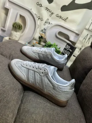 Adidas Cinza Marrom Croc-Embossed Upper Gum Rubber Sole Lifestyle Sneakers 7