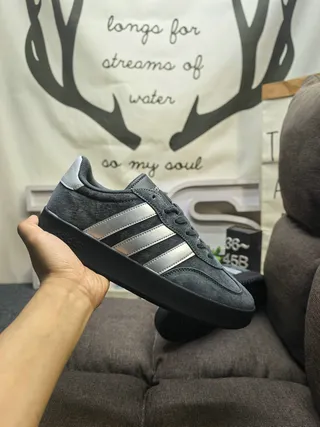 Adidas Tênis Lifestyle Cinza Prata Superior de Camurça Painel Lateral Três Listras 5
