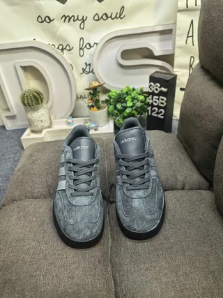 Adidas Tênis Lifestyle Cinza Prata Superior de Camurça Painel Lateral Três Listras 10