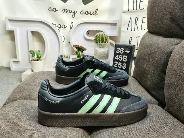 Adidas أحذية رياضية أخضر وبني جلد ناعم علوي ثلاث شرائط أسلوب حياة 11