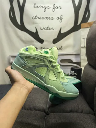 Adidas أحذية رياضية أسلوب حياة خضراء مع طبقات هندسية متداخلة وكولار مبطن 5