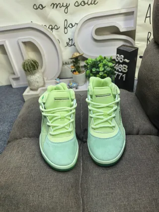 Adidas أحذية رياضية أسلوب حياة خضراء مع طبقات هندسية متداخلة وكولار مبطن 10
