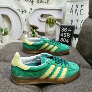 Adidas حذاء رياضي أسلوب حياة أخضر أصفر سويد علوي لوحة جانبية ثلاث شرائط
