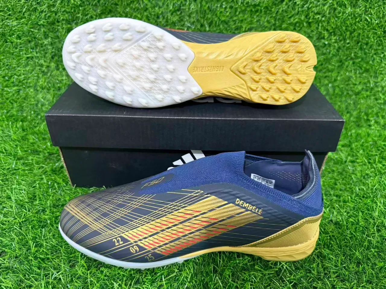 Adidas Tênis de futebol turf navy gold low-cut sock-fit upper three-stripe design 13