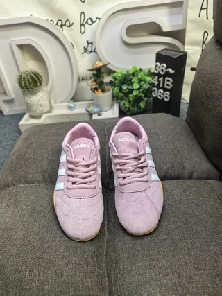 Adidas Tênis Lifestyle Camurça Rosa Branco Painel Lateral Três Listras 10