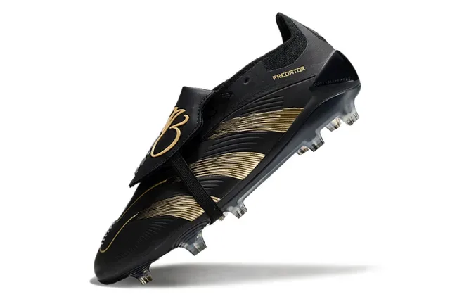 Adidas Predator Tênis de Futebol para Gramado Firme Preto e Dourado 3