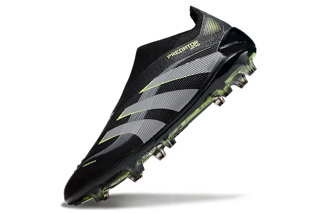 Adidas Predator কালো সবুজ সক-ফিট কলার টেক্সচার্ড সিন্থেটিক আপার ফার্ম-গ্রাউন্ড সকার শু 7