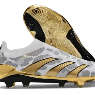 Adidas Predator White Gold Zapatos de fútbol con collar de calcetín y parte superior con patrón geométrico para terreno firme