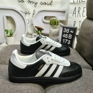 Adidas Samba Noir et Blanc Chaussures Lifestyle