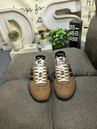 Adidas Samba Brown and Black Leather Lifestyle Sneakers 10