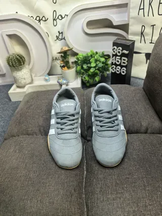 Adidas Samba Gris Blanco Ante Superior Tres Rayas Lifestyle Sneakers 10