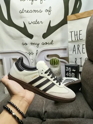 Adidas Samba Off-White y Negro Lifestyle Zapatillas 5