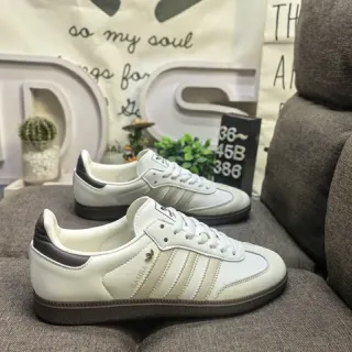 Adidas Samba أوف-وايت و بني أحذية أسلوب حياة رياضي