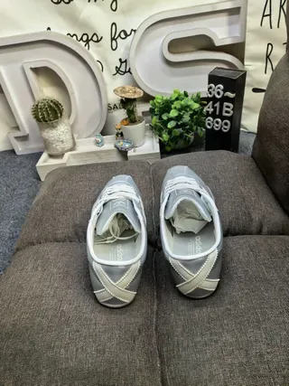 Adidas Samba Tokyo White Black Gold style de vie baskets 18