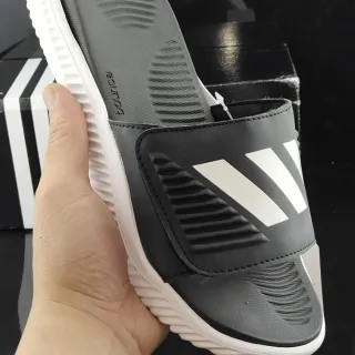 Adidas Slide नعال أسود وأبيض