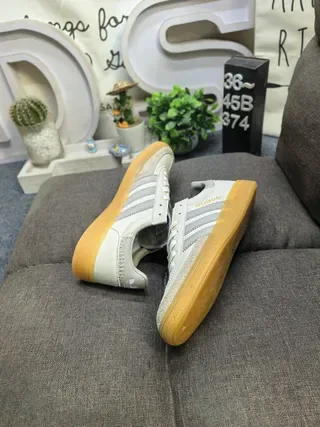 Adidas Spezial Off-White y Beige Cuero Ante Lifestyle Sneakers 6