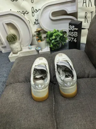 Adidas Spezial Off-White y Beige Cuero Ante Lifestyle Sneakers 8
