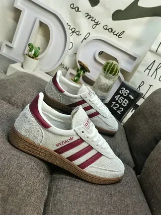 Adidas Spezial Off-White e Burgundy tênis lifestyle 9