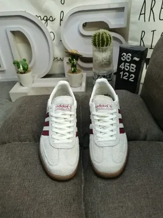 Adidas Spezial Off-White e Burgundy tênis lifestyle 10