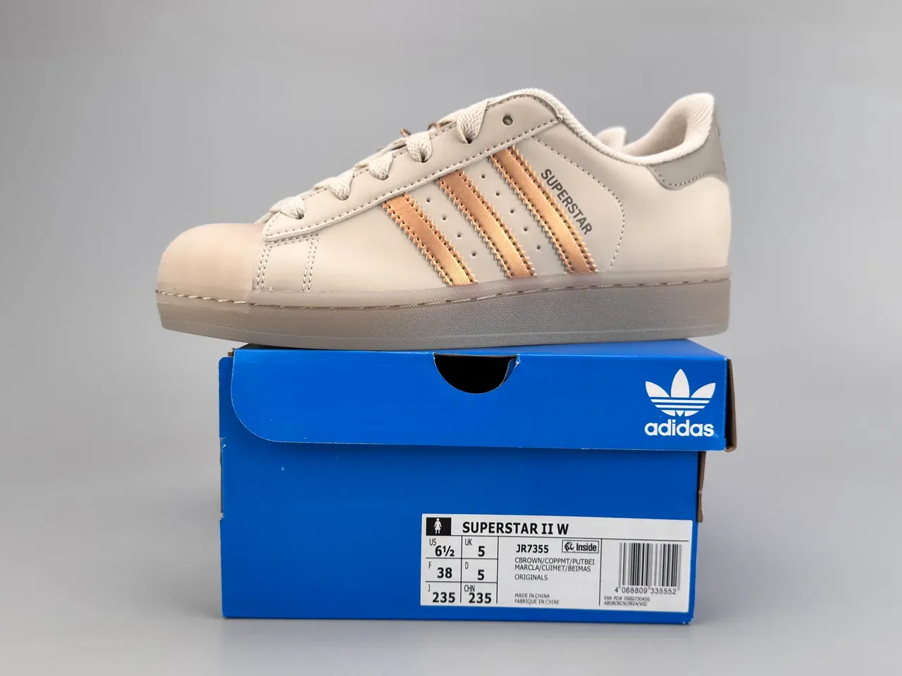 Adidas Superstar বেইজ গোল্ড শেল-টু মেটালিক তিন স্ট্রাইপ লাইফস্টাইল স্নিকার্স 2