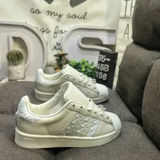 Adidas Superstar Off-White كويلتد سترايب سنيكرز لايف ستايل
