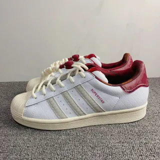 Adidas Superstar أحذية رياضية أسلوب حياة أبيض وأحمر