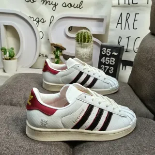 Adidas Superstar أبيض أحمر أسود Lifestyle Sneakers
