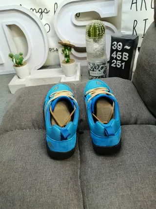 Adidas TERREX DAROGA TWO Blue Gold sneakers lifestyle à bout bas en textile 9