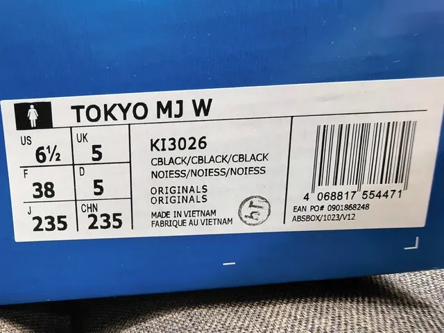 Adidas Tokyo Black Leather Velcro Strap Lifestyle Sneakers 2