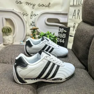 Adidas أبيض أسود جلد علوي لوحة جانبية ثلاث خطوط أسلوب حياة أحذية رياضية
