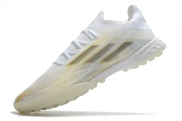 Adidas 白金 低轮廓 合成鞋面 金属条纹 草地足球鞋 3