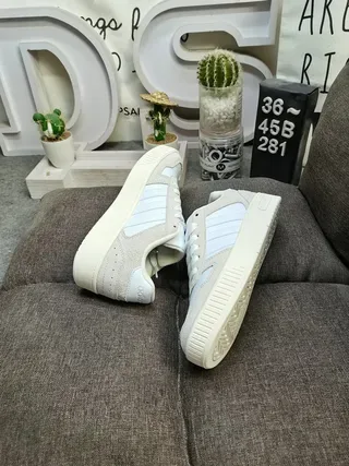 Adidas White Gold Low-Top Striped Side Panel Lifestyle Sneakers 6