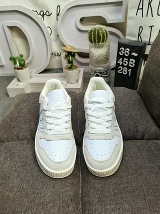 Adidas White Gold Low-Top Striped Side Panel Lifestyle Sneakers 10