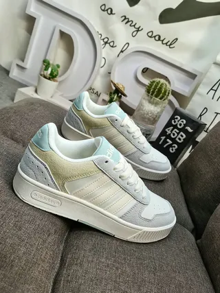 Adidas Chaussures Lifestyle Blanc et Jaune Low-Top Mix Daim Cuir 19