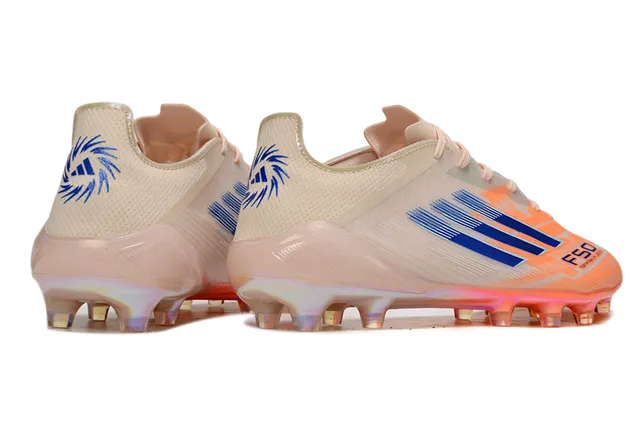 Adidas X Beige Orange Chaussures de football à upper low-cut à ajustement chaussette, plateforme translucide iridiscente sur terrain ferme 5