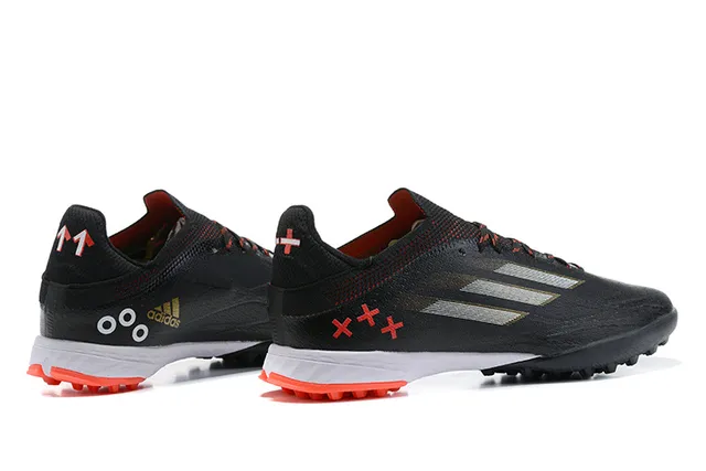 Adidas X Noir Orange Upper texturé synthétique Overlay de trois rayures métalliques Chaussures de soccer pour pelouse artificielle 5