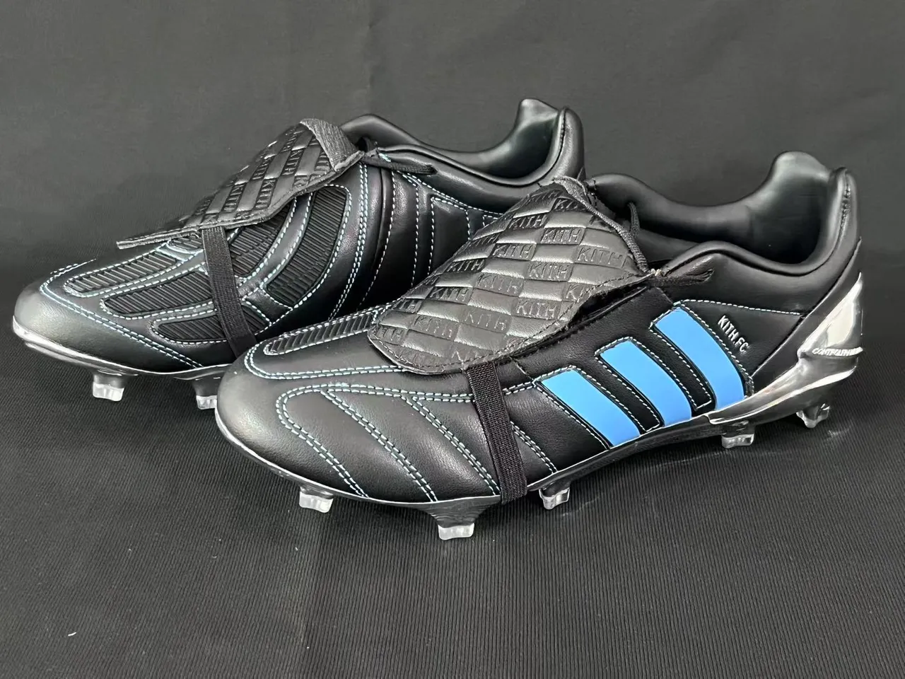 Adidas x KITH Predator Chuteiras de futebol para terreno firme 9