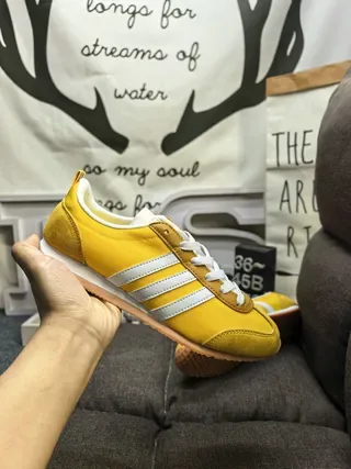 Adidas Yellow White Retro Runner Three-Stripe Side Panel Lifestyle Sneakers 5